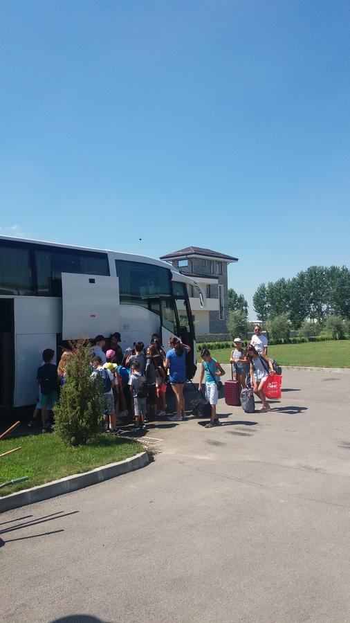 Pensiunea Georgia Lunguleţul Exteriör bild